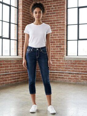☀️ True Religion Jennie Curvy Skinny Capri Jeans Big T Stitch Flap Pocket 26 ☀️